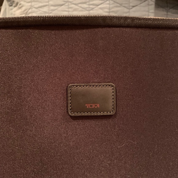NWT Tumi Neoprene Leather Black Laptop Case - Picture 3 of 7